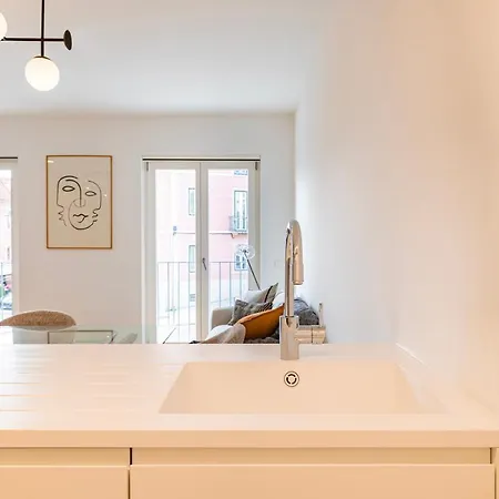 Apartament Unique Belem 1bdr By Lovelystay